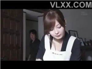 Gã chồng đi làm ăn, cô vợ ở nhà bị người tình của chị gái cưỡng hiếp